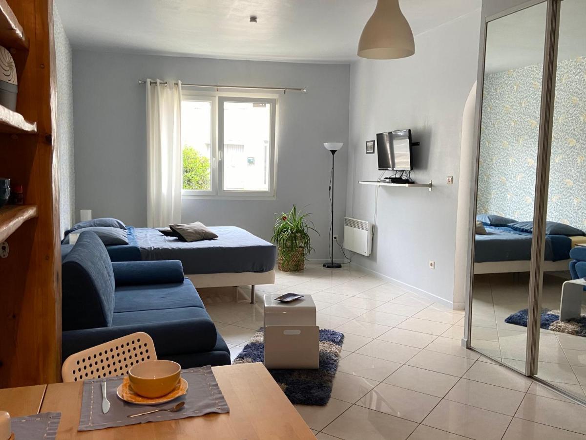 Auberge Gekko Ornaisons Екстер'єр фото