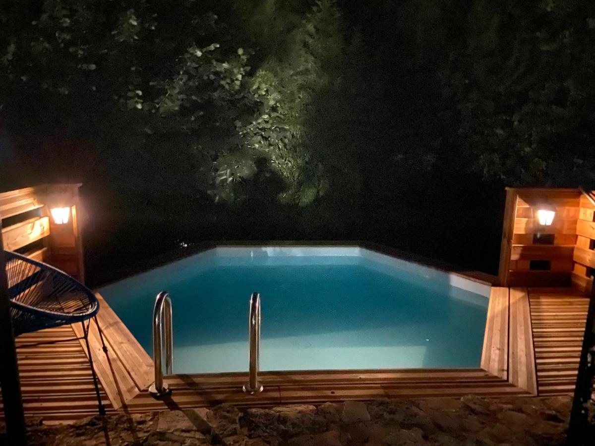 Auberge Gekko Ornaisons Екстер'єр фото
